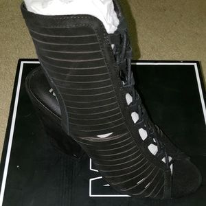 Brand New MIA Shay sandals